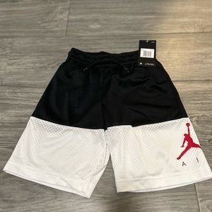 Boys size S Air Jordan basketball shorts NWT